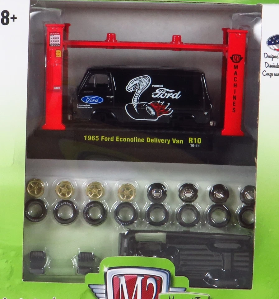 M2 Machines Model Kit 1967  Ford Econoline Van 65 Delivery Wagon R10 1 64