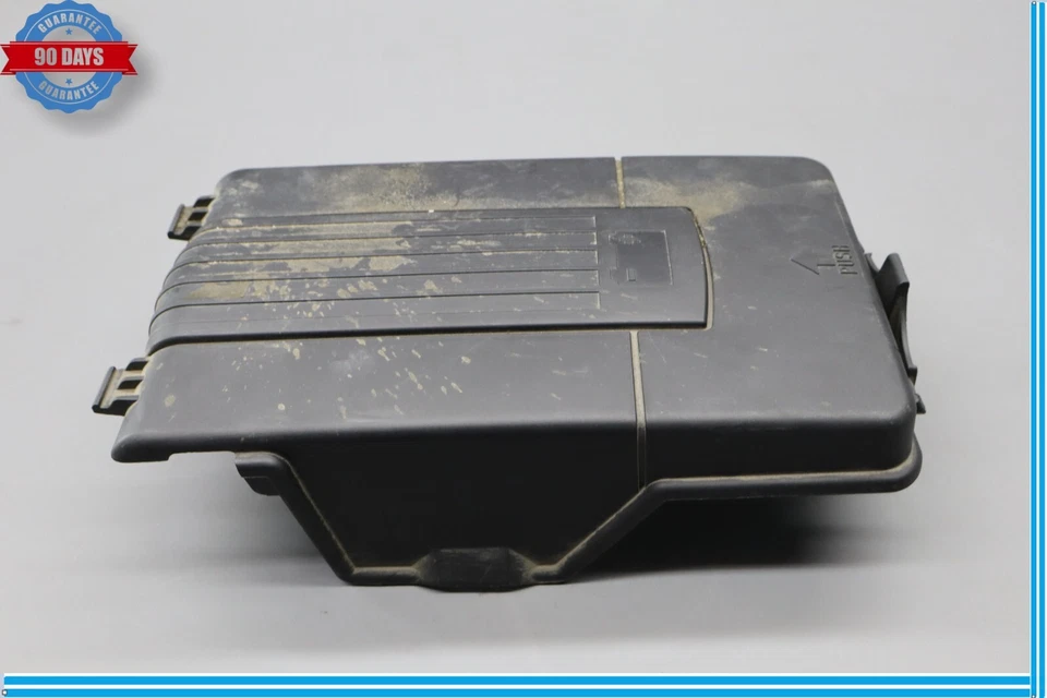 06-18 Audi A3 A3 Quattro Batería Bandeja Caja Tapa Superior Negra 3C0915443 Fabricante Original Foto 1 de 4