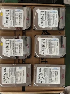 2.5" 15K SAS IBM system X FRU 42D0678 146GB 6Gbit/s (sconto per lotto) - Foto 1 di 1