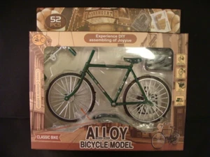 Classic Retro Green Bicycle metal model kit by Alloy - Picture 1 of 2
