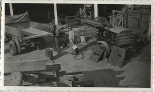 PHOTO ANCIENNE - VINTAGE SNAPSHOT - USINE TRAVAIL OUVRIER CAMION CHANTIER - WORK - Imagen 1 de 1