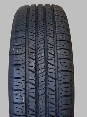 GOODYEAR ASSURANCE A/S P 205 60 16 92T SLALL SEASON TIRES 407212374 Foto 1 de 4