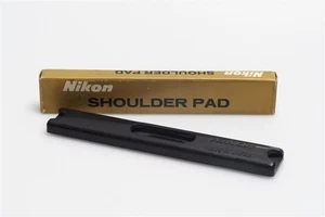 Nikon Shoulder Pad Black - Picture 1 of 2