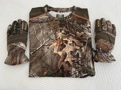 lot . Browning men’s L Real TreeX long sleeve hunting Tshirt & Hot Shot gloves  - Image 1 of 4