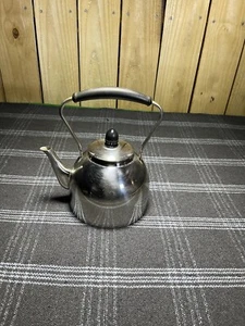 Cuisinart Stainless Steel 2 Qt 1.9 L Tea Kettle BA-170 with Steam Whistling Lid - Picture 1 of 10