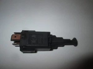 SAAB 900 9-3 9-5 OPEL Interruttore Luce Freno Brake Light Switch5106141 4617551 - Imagen 1 de 3
