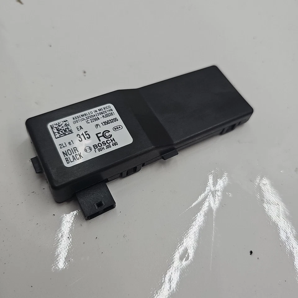 ⭐️10-15 GM Cadillac Equinox Keyless Remote Control Door Lock Receiver 13503205 - Image 1 of 3