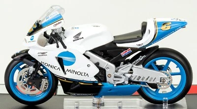 Honda RC211V Makoto Tamada 2005 Scala 1:24 Modellino Classe MotoGP Numero 6 - Immagine 1 di 4