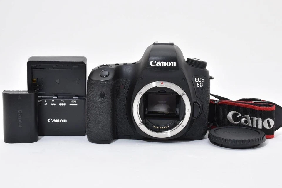 Canon EOS 6D body digital SLR camera working - Image 1 of 4