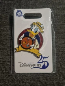 Disney Store Donald Duck Pin. 25th Anniversary Pin Trading. Board. New With Tag - Picture 1 of 2