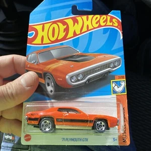 Hot Wheels ‘71 PLYMOUTH GTX Orange 166/250 Muscle Mania 7/10 Combine Postage - Picture 1 of 2