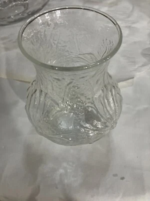 Vaso de flores vintage âncora margarida chuva vidro transparente em relevo 5,5"H excelente estado usado DWK44 - Imagem 1 de 2