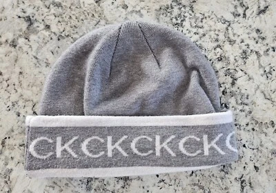 Gorro de invierno Calvin Klein gris jaspeado  Foto 1 de 3