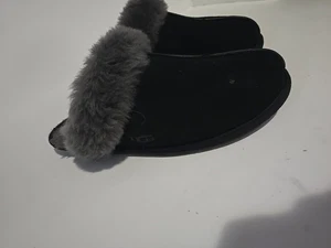 UGG Scuffette II Damen Hausschuhe - Schwarz/Grau - Bild 1 von 8