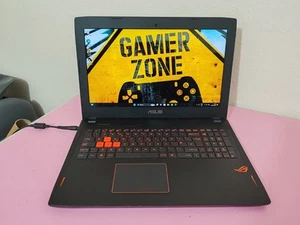 Portátil para juegos Asus ROG Strix i7 16 GB de RAM con SSD - Imagen 1 de 21