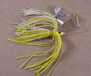Bass Fishing Lure DR Custom 1/8 oz. Mini Buzz Bait, Spinnerbait - Picture 1 of 3