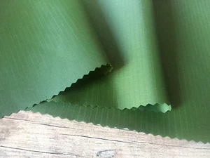 DUNKELGRÜN Ripstop Spinnaker Stoff Drachen Marine wasserdichtes Material 66 Zoll breit - Bild 1 von 1