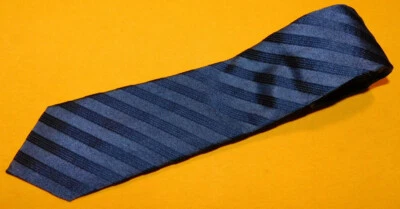 JOHN VARVATOS MADE IN ITALY BLUE/LIGHT BLUE STRIPED SLIM TIE - DESIGNER TIES. - Image 1 of 4
