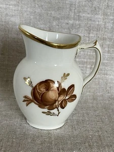 Royal Copenhagen BRAUN ROSE 3 1/4" Milchkännchen 688 9238 Dänemark - Bild 1 von 6
