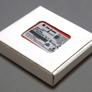 NEW IN BOX AB 440R-N23132 Safety Relay GuardMaster MSR127TP free shipping - Picture 1 of 2