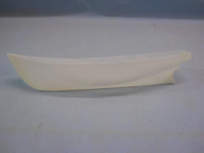 Gfk-Rumpf KFk oder Elke Kutter in ca. 1:100 - Bild 1 von 3