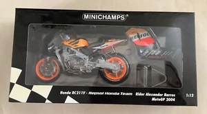 MINICHAMPS 1:12 HONDA RC211V – REPSOL HONDA ALEXANDER BARROS MOTOGP 2004 041004 - Picture 1 of 19
