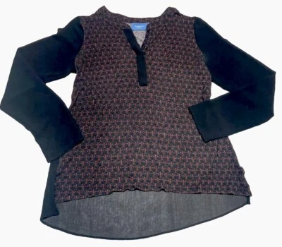 Top Simply Vera Vera Wang Talla M Manga Larga Geométrico Brazo Transparente Cuello en V Foto 1 de 4