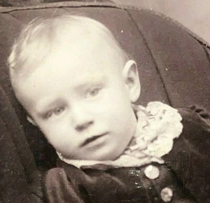 Antique Victorian Cabinet Card Real Photo SWEET Shy Baby Boy Girl Dress Buttons - Picture 1 of 5