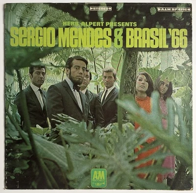 Herb Alpert Presents Sergio Mendes & Brasil '66 - Vinyl LP A&M SP4116 - Cleaned Foto 1 de 4