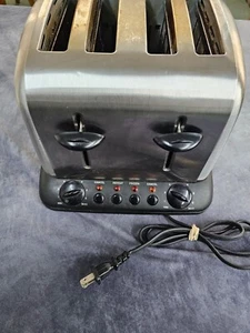 RUSSELL HOBBS 4-Slice Bread Reheat Defrost Toaster - Silver H1 - Picture 1 of 18