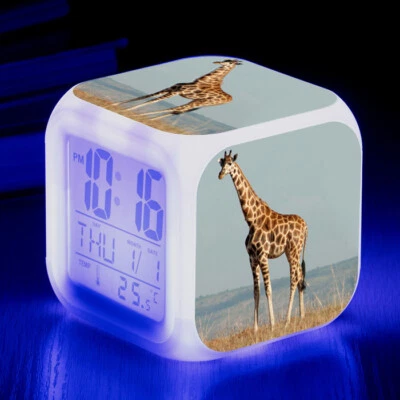 Colorido LED Despertador Jirafa Brillante Electrónico Digital Reloj de Mesa 3.15" Foto 1 de 4