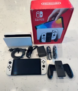 Nintendo Switch OLED Model - 64GB/White (HEGSKAAAA) - Picture 1 of 5