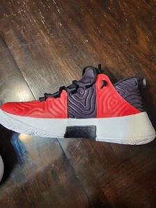 Neu Jugend Jungen Under Armour rot/schwarz Basketballschuhe Größe 7Y - Bild 1 von 9