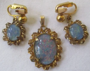 VINTAGE 12K GOLD FILLED BLUE OPAL PENDANT AND EARRING SET - Picture 1 of 3