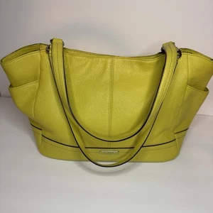 Coach Park Leder Carrie Beuteltasche F23284 gelb - Bild 1 von 12