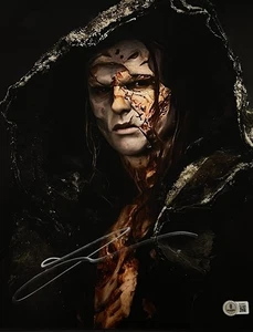 Jacob Elordi Signed 11x14 Photo Frankenstein Authentic Autograph Beckett - Picture 1 of 1