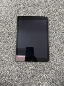Apple iPad Air (1st Gen) - A1474 - 16GB - Space Grey - (WiFi) - See Description - Picture 1 of 2