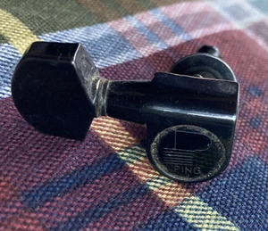Single Black Ping 1-Pin/Post Guitar Tuner, Treble Side - Screwless - Picture 1 of 3