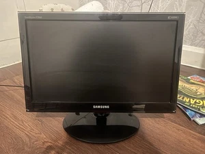 Monitor Samsung SyncMaster 20" P2050 LS20LRZKUV/EN DVI VGA - Imagen 1 de 4