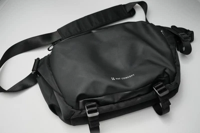 K&F Concept 12L Sling Bag Camera Lens Photography Shoulder Crossbody Backpack - Image 1 of 4