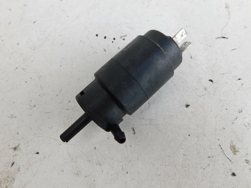 Maserati 4200 GranSport M138 Windscreen Washer Fluid Pump J120 Foto 1 de 1