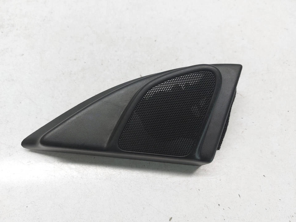 VOLVO XC60 FRONT LEFT DOOR TWEETER SPEAKER & TRIM COVER 30761585 2011 - Image 1 of 4