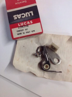 Volkswagen 1200 Beetle Karmann Ghia Transporter NOS Lucas Ignition Contact Set - Image 1 of 4