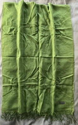NEW Alapaca III Woven Alpaca Fringed Rectangular Shawl/Wrap Moss Green 80x 40" - Image 1 of 2