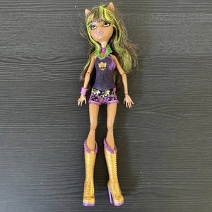 Monster High Power Ghouls Clawdeen Wolf Wonder Wolf lose Beine - Bild 1 von 4