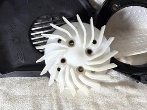 Verkleidung Lüfterabdeckung Zündung Tgb Bullet 50 +verkleidung - Bild 1 von 4