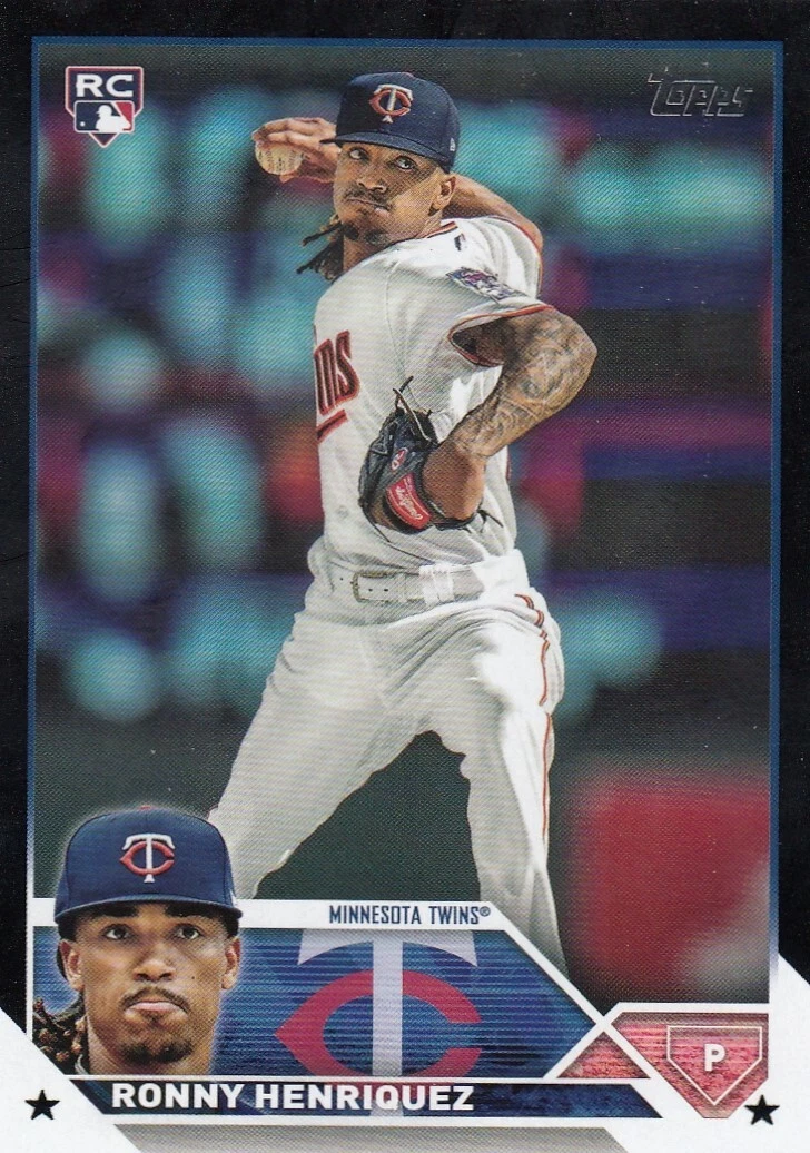 RONNY HENRIQUEZ /72 TOPPS ROOKIE BLACK BORDER RC MINNESOTA TWINS #372 2023 23