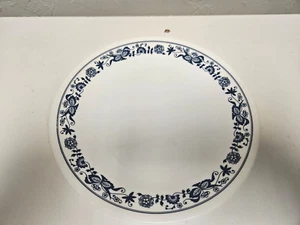 Corelle Old Town Blue Onion Pattern 8.5" Luncheon/ Salad Plates - Picture 1 of 3