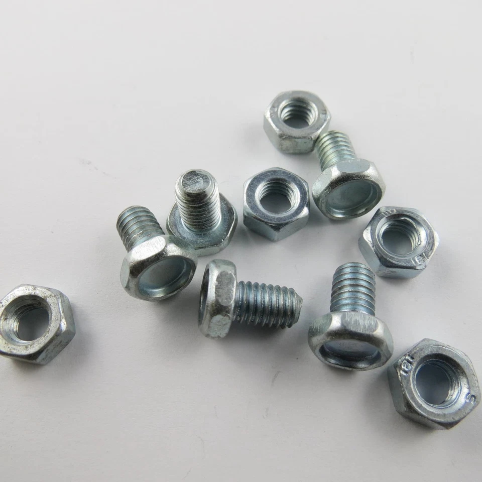 5 X Viti M6X10 Con Dado Esagonale M 6 X 10 Vite - Immagine 1 di 1