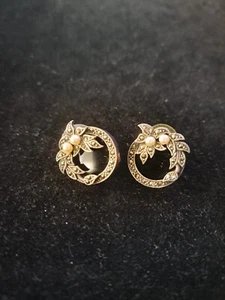 Vintage 925 Sterling Silver Marcasite Pearl Earrings - Picture 1 of 2